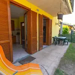 House Of Camellias - Ground Floor With Garden Besozzo
