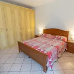 Апартаменты House Of Camellias - Ground Floor With Garden *