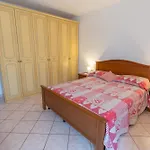 House Of Camellias - Ground Floor With Garden