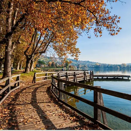 House Of Camellias - Ground Floor With Garden Appartement Besozzo