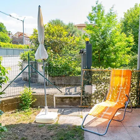 House Of Camellias - Ground Floor With Garden