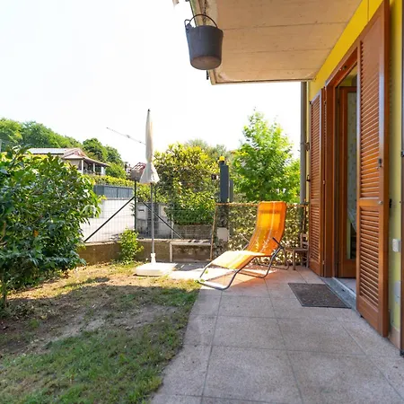 House Of Camellias - Ground Floor With Garden