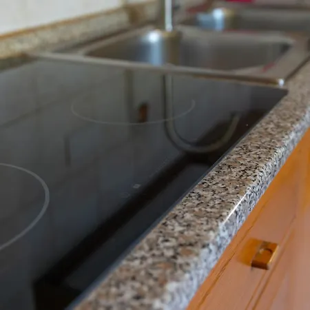 House Of Camellias - Ground Floor With Garden * Besozzo