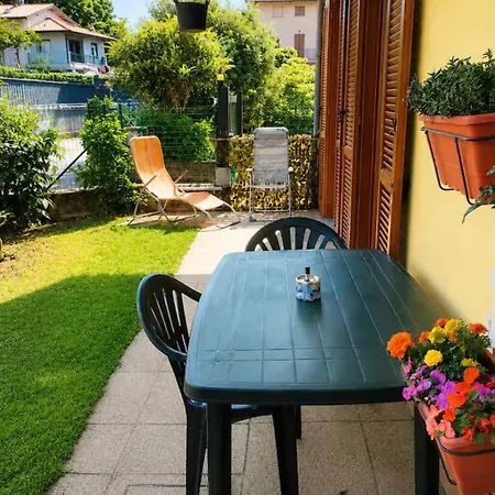 Apartament House Of Camellias - Ground Floor With Garden