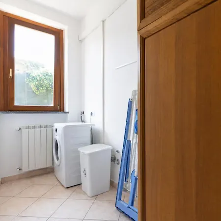 Apartament House Of Camellias - Ground Floor With Garden Besozzo