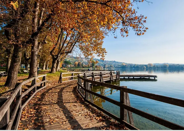 House Of Camellias - Ground Floor With Garden Apartament Besozzo