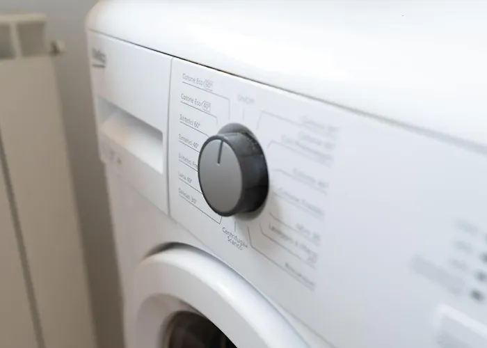 House Of Camellias - Ground Floor With Garden Apartament *